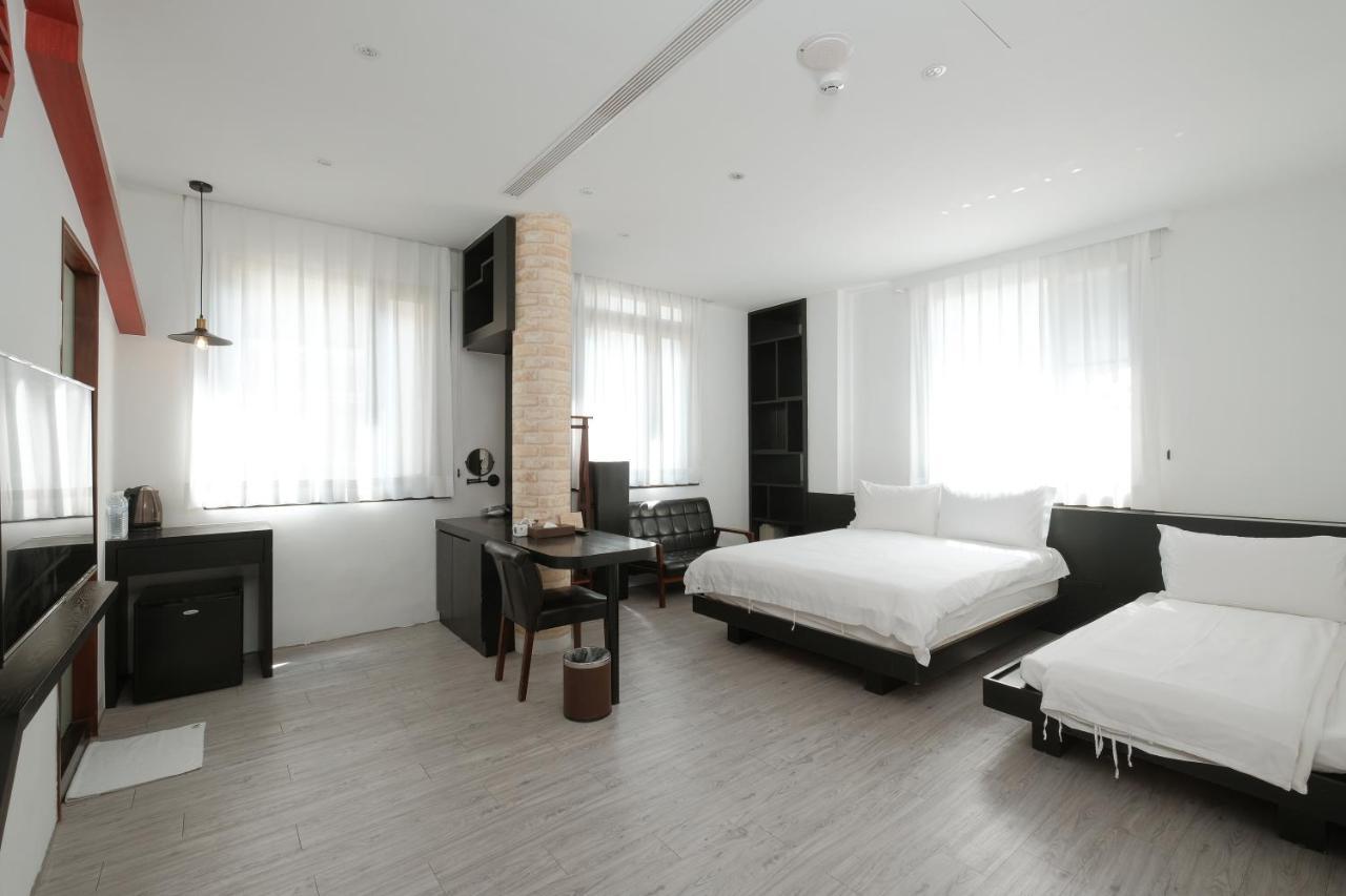 Journey Hostel Đài Nam Ngoại thất bức ảnh
