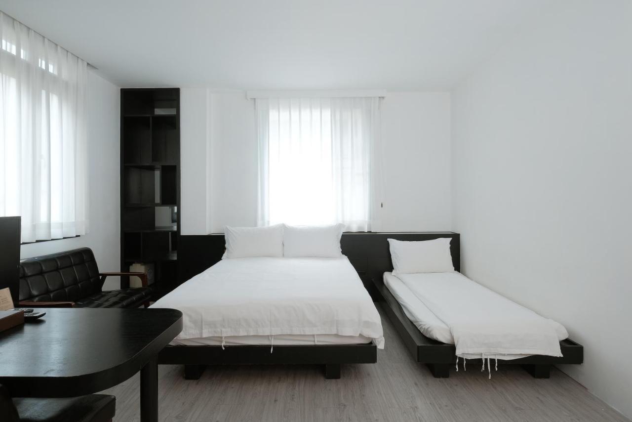 Journey Hostel Đài Nam Ngoại thất bức ảnh
